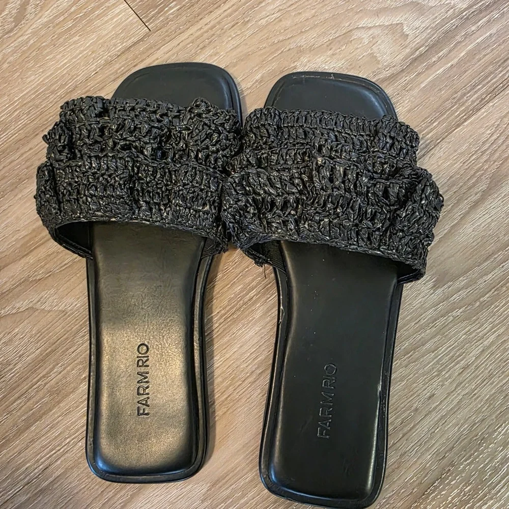 FARM Rio Black Slide Sandals - Picture 1 of 2